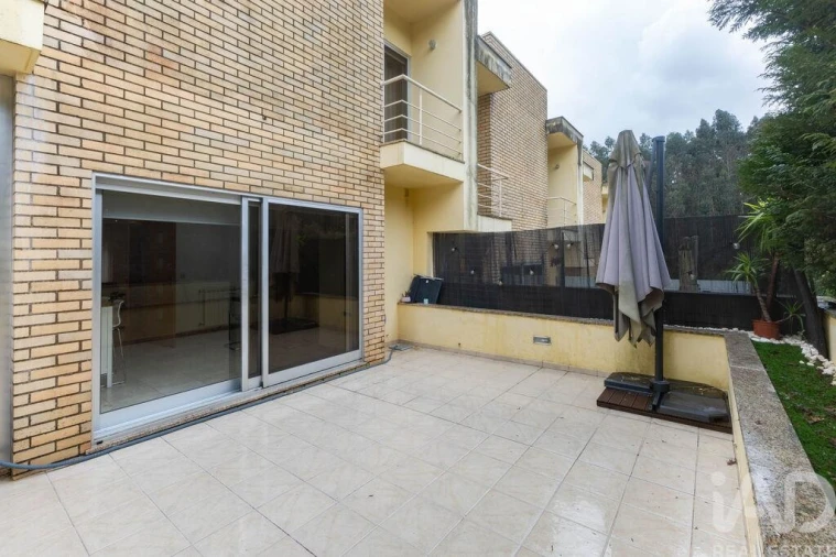 Moradia T4 para Venda em Alfena Foto 10