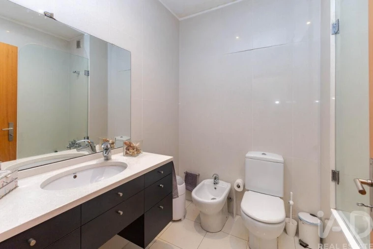 Moradia T4 para Venda em Alfena Foto 24