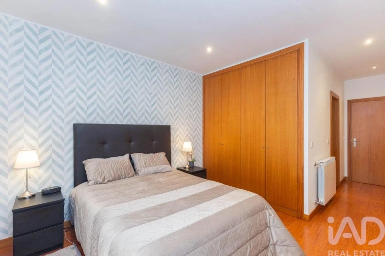 Moradia T4 para Venda em Alfena Foto 15