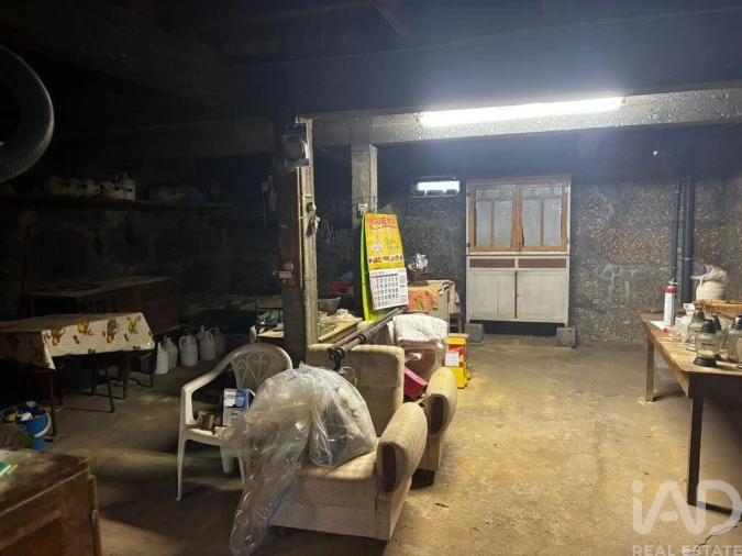 Moradia T2 para Venda em Covas e Vila Nova de Oliveirinha Foto 8