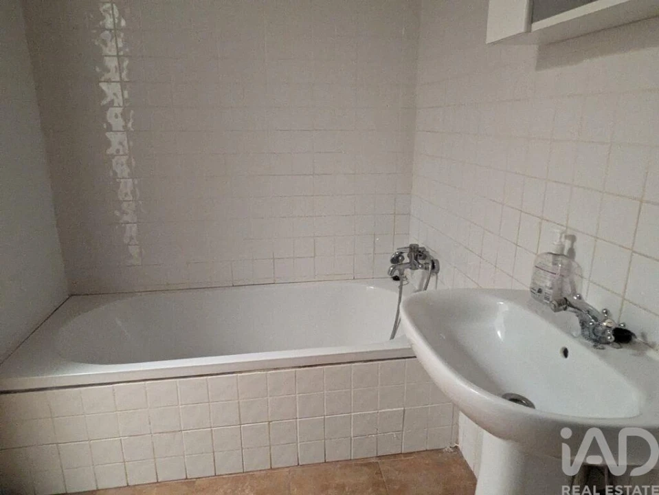 Moradia T1 para Venda em São Bento do Cortiço e Santo Estêvão Foto 8