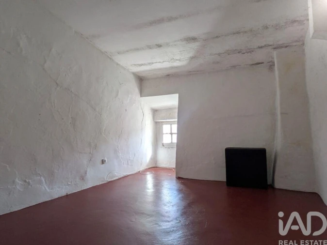 Moradia T2 para Venda em São Bento do Cortiço e Santo Estêvão Foto 9