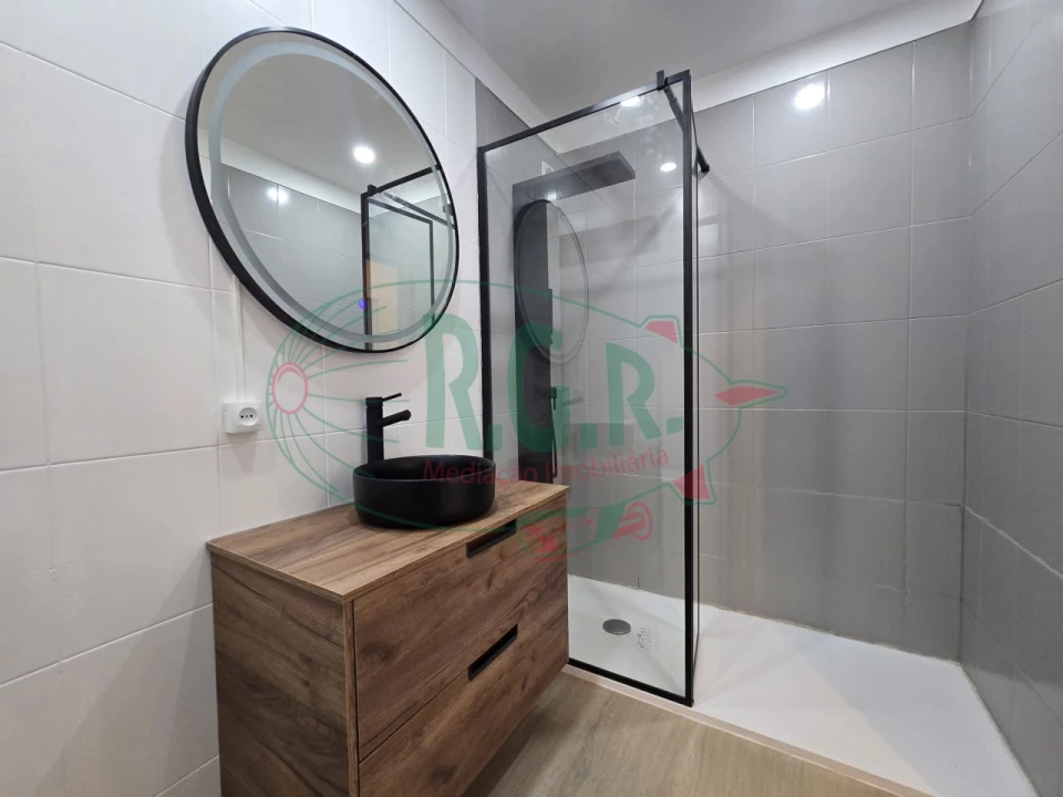 Apartamento T3 para Venda em Baguim do Monte (Rio Tinto) Foto 24