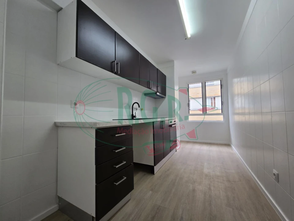 Apartamento T3 para Venda em Baguim do Monte (Rio Tinto) Foto 5