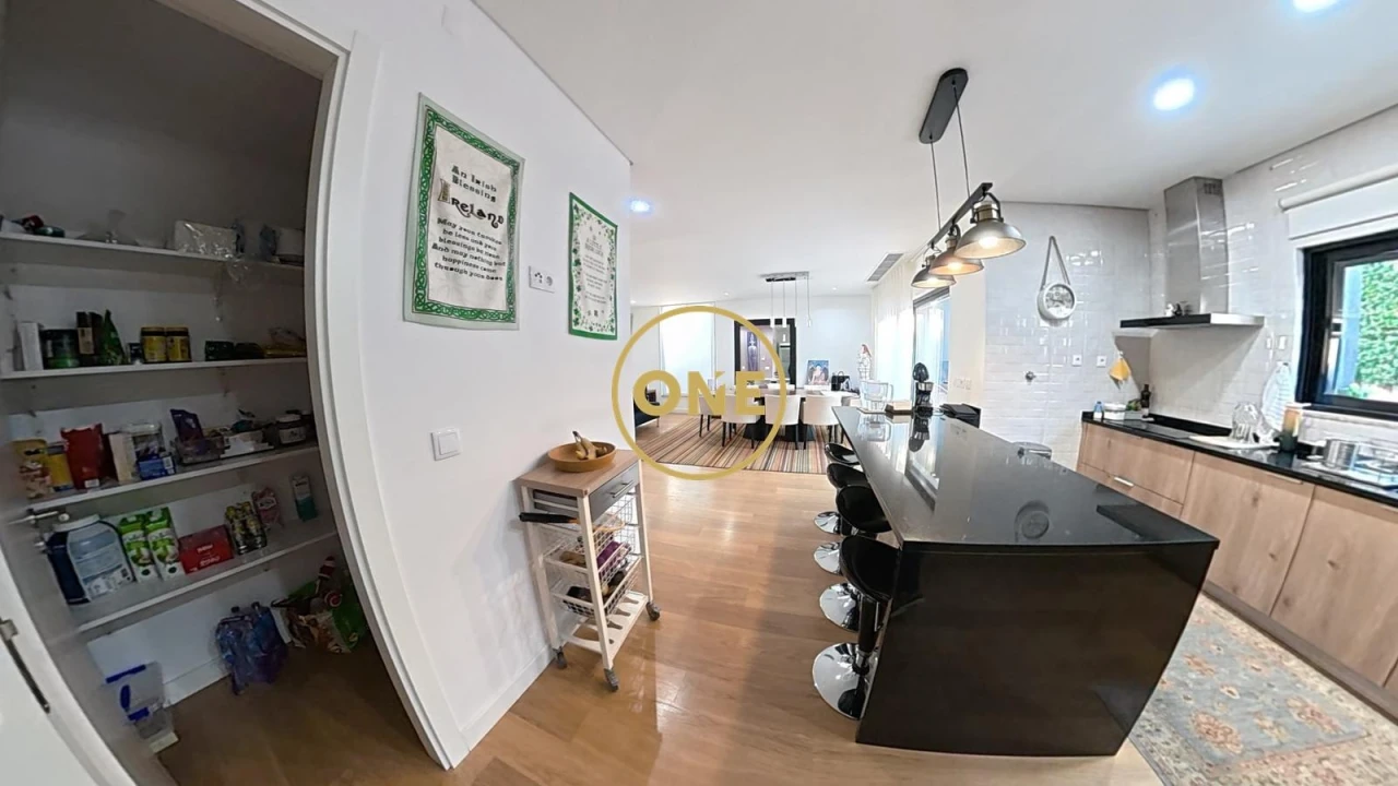 Moradia T4 para Venda em Cascais e Estoril Foto 19