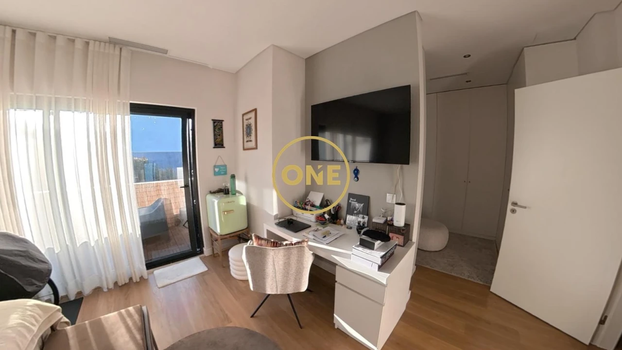 Moradia T4 para Venda em Cascais e Estoril Foto 26