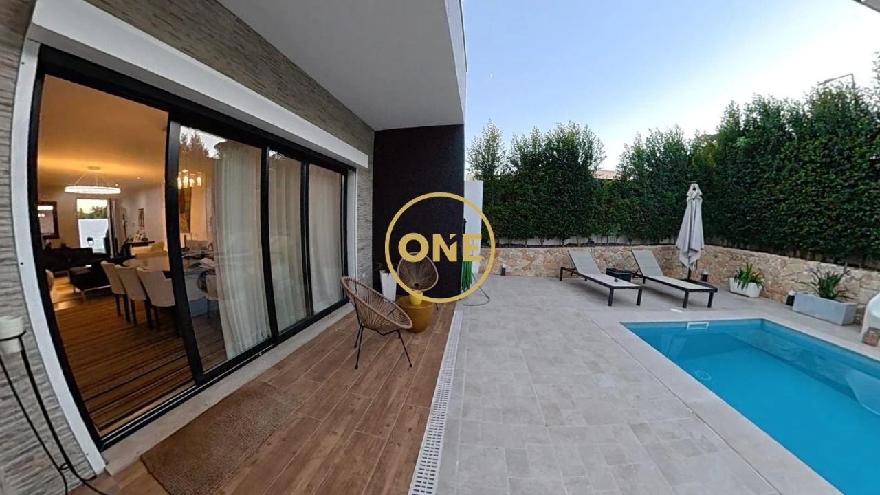 Moradia T4 para Venda em Cascais e Estoril Foto 8