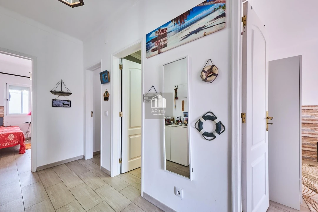 Apartamento T3 para Venda em Costa da Caparica Foto 9