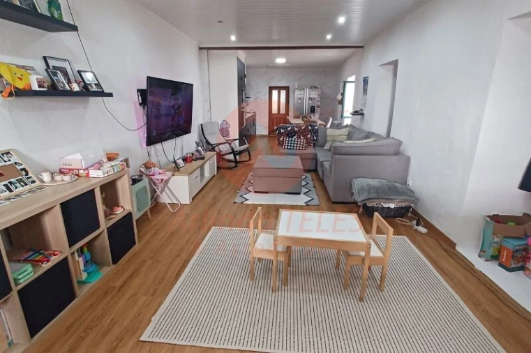 Moradia T2 para Venda em Santo Amaro Foto 9