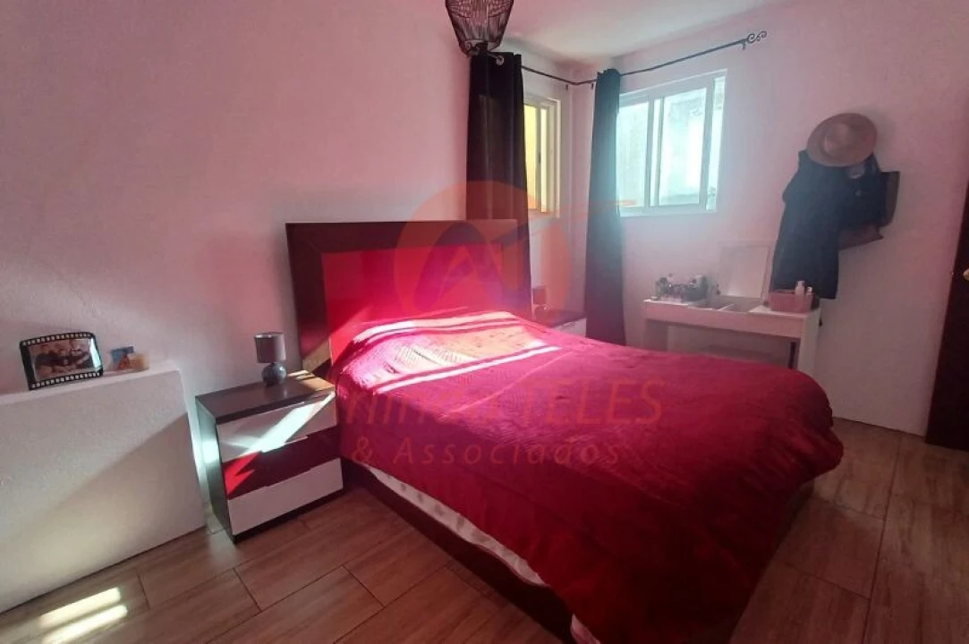 Moradia T2 para Venda em Santo Amaro Foto 13