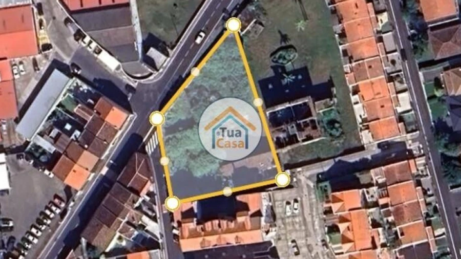 Terreno para Venda em Ponta Delgada (São Pedro)