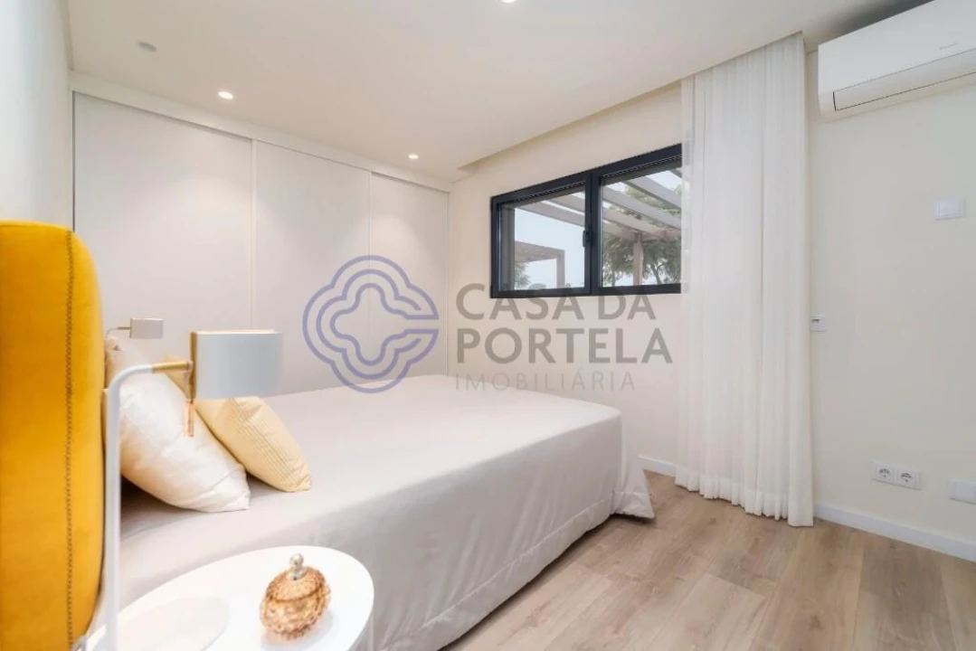 Moradia T4 para Venda em Montenegro Foto 38
