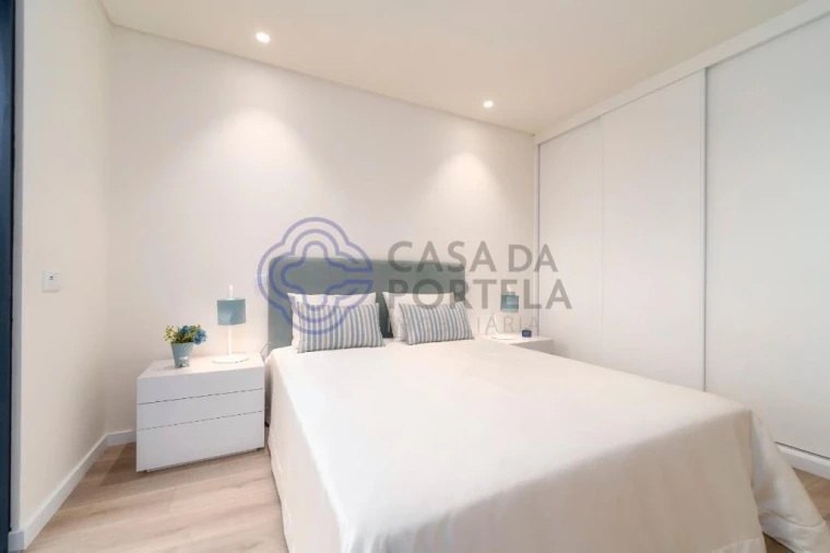 Moradia T4 para Venda em Montenegro Foto 16