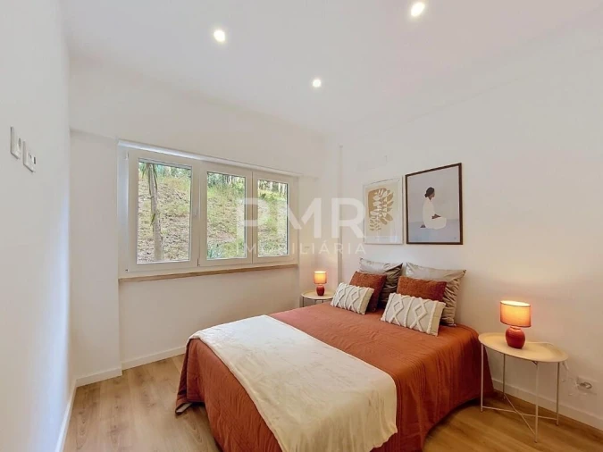 Apartamento T2 para Venda em Benfica Foto 7