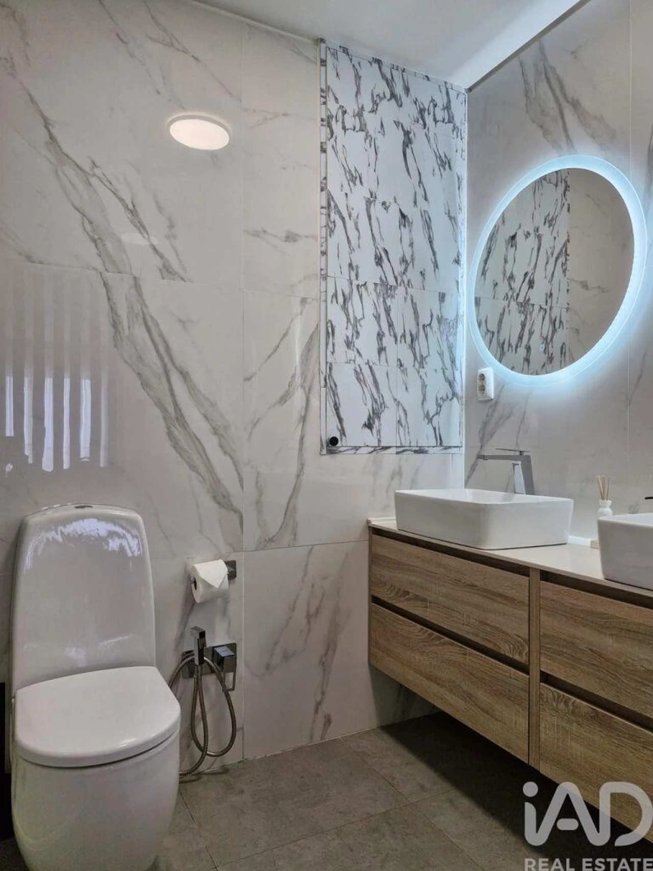 Apartamento T2 para Venda em Ramalde Foto 15