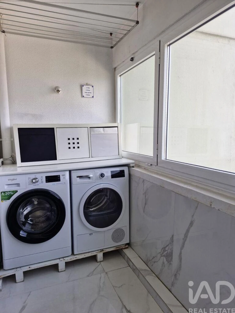 Apartamento T2 para Venda em Ramalde Foto 23