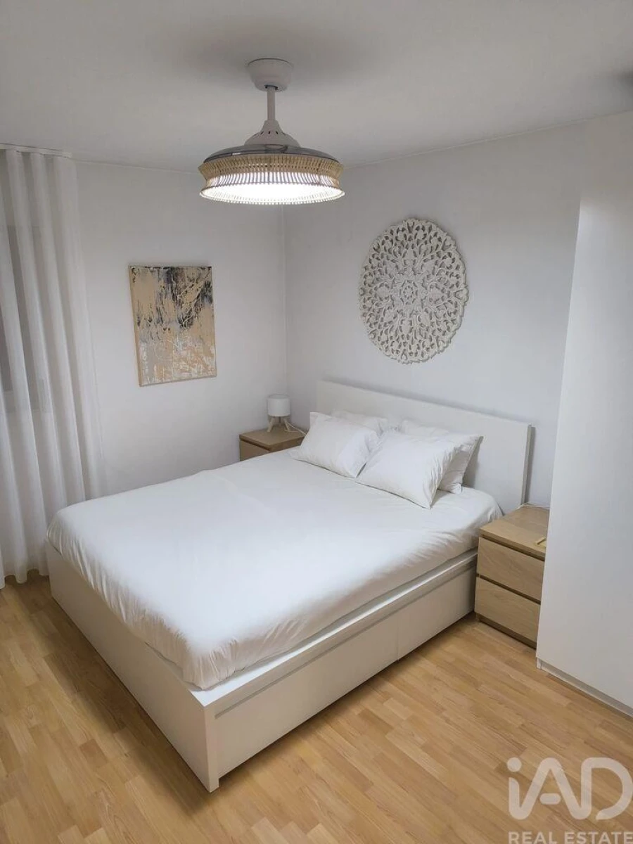 Apartamento T2 para Venda em Ramalde Foto 10