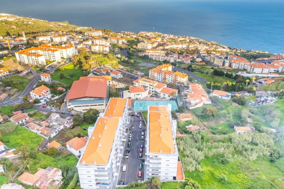 Apartamento T2 para Venda em Caniço Foto 51