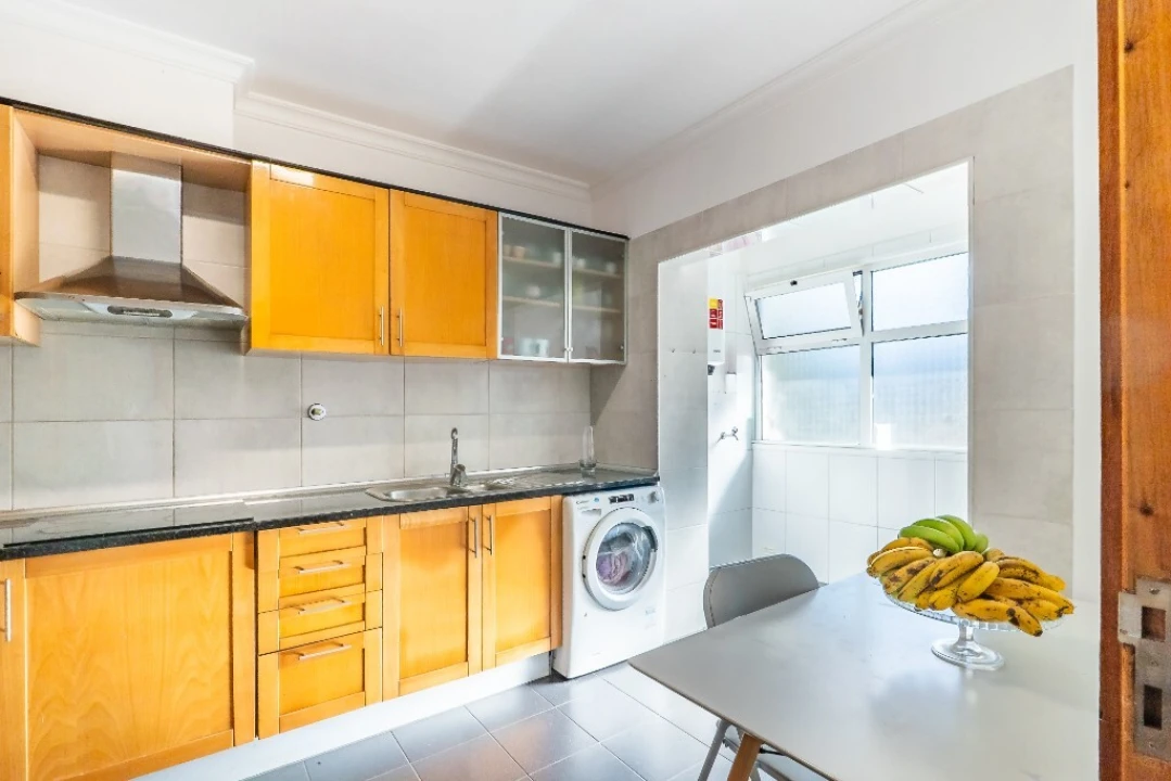 Apartamento T2 para Venda em Caniço Foto 26