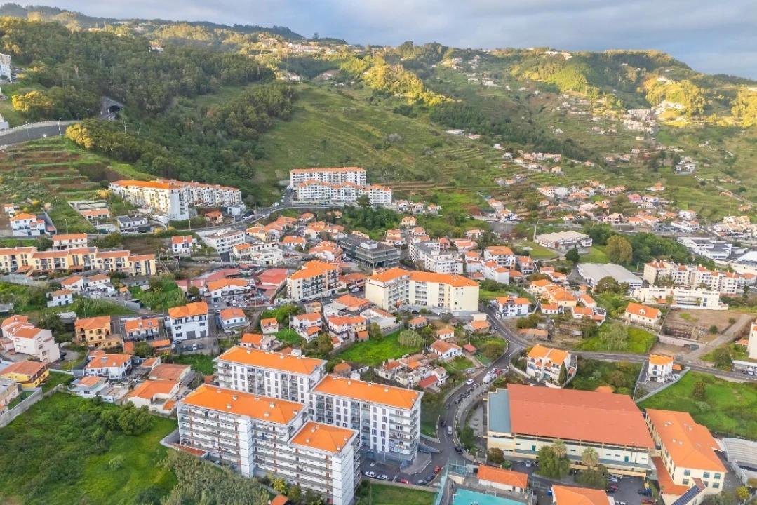 Apartamento T2 para Venda em Caniço Foto 60