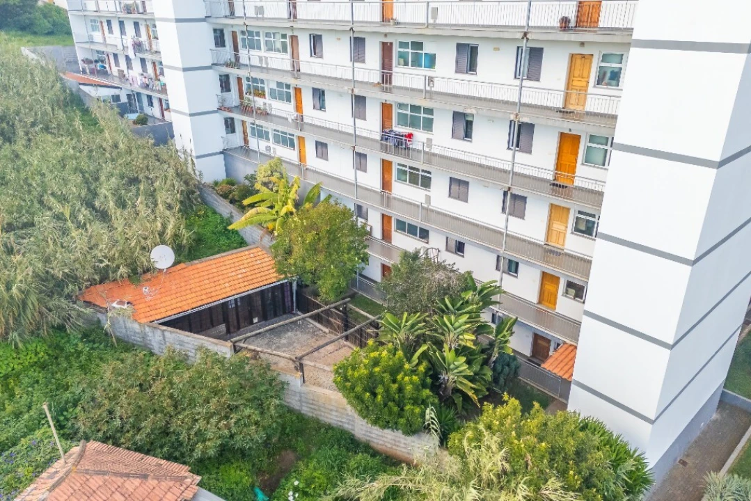 Apartamento T2 para Venda em Caniço Foto 56