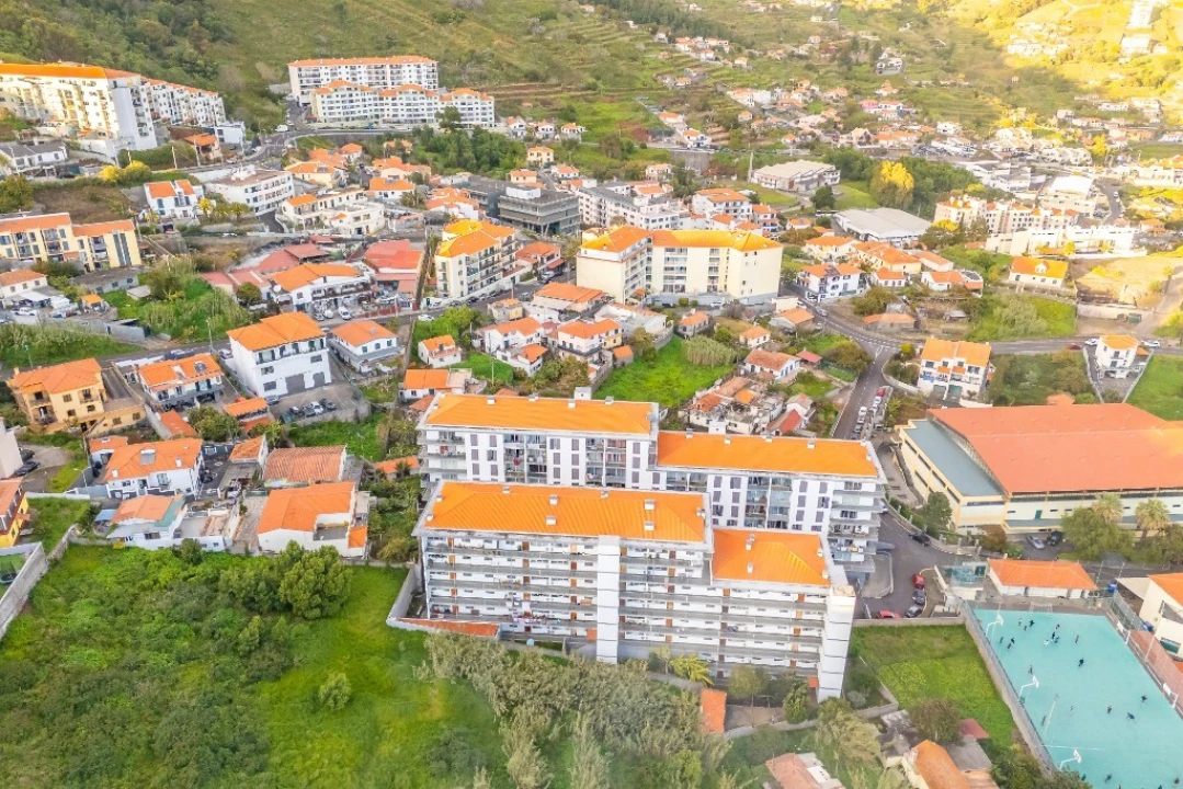 Apartamento T2 para Venda em Caniço Foto 49