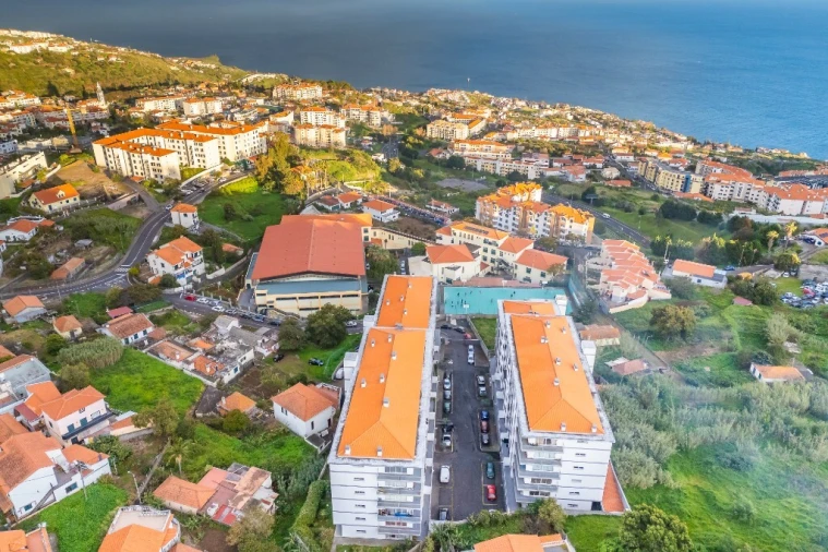 Apartamento T2 para Venda em Caniço Foto 54