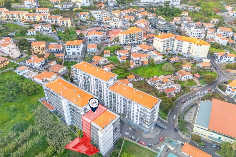 Apartamento T2 para Venda em Caniço Foto 48