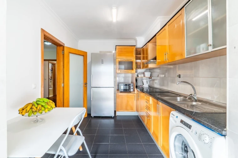 Apartamento T2 para Venda em Caniço Foto 29