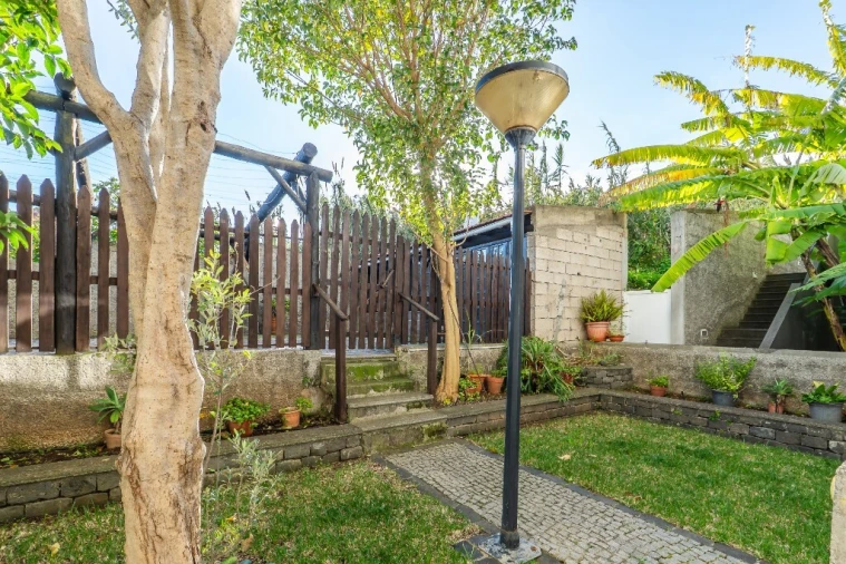 Apartamento T2 para Venda em Caniço Foto 41