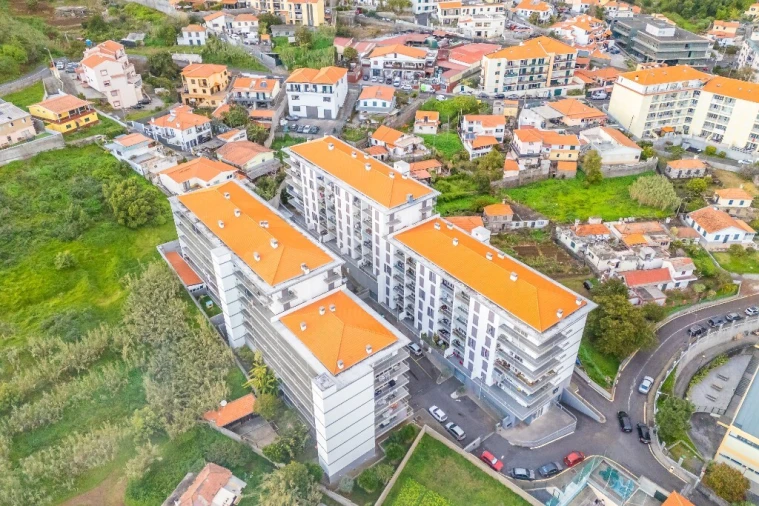Apartamento T2 para Venda em Caniço Foto 62