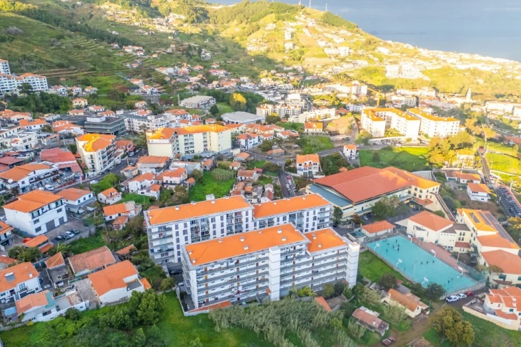 Apartamento T2 para Venda em Caniço Foto 50