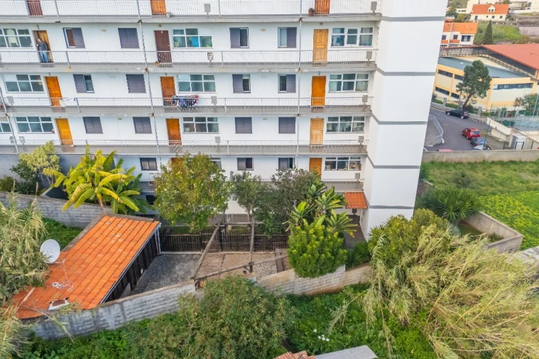 Apartamento T2 para Venda em Caniço Foto 58
