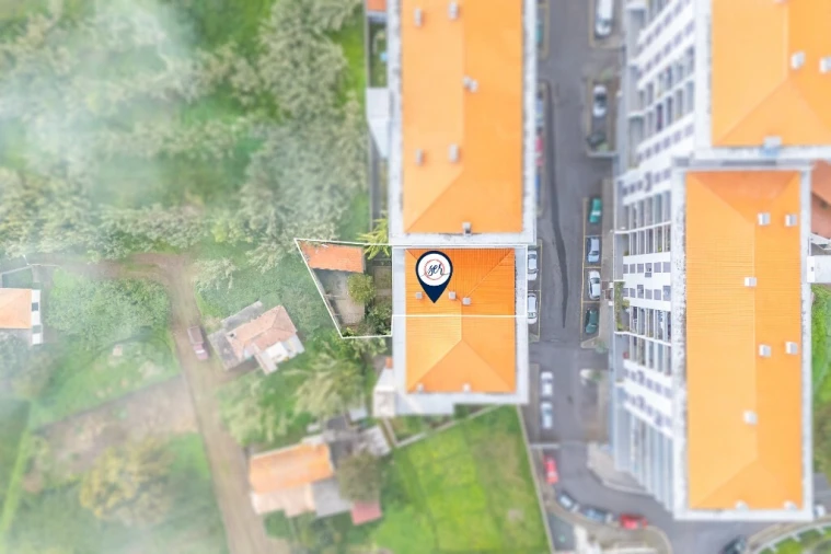 Apartamento T2 para Venda em Caniço Foto 46