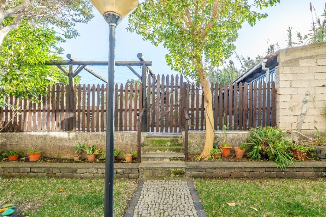 Apartamento T2 para Venda em Caniço Foto 43