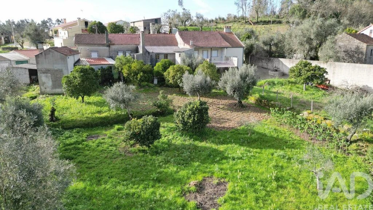 Moradia T3 para Venda em Cumeeira Foto 30