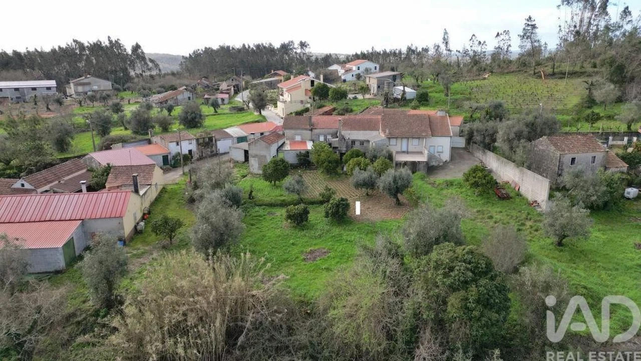 Moradia T3 para Venda em Cumeeira Foto 28