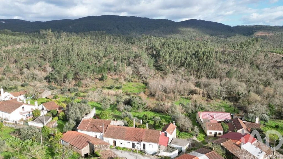 Moradia T3 para Venda em Cumeeira Foto 34