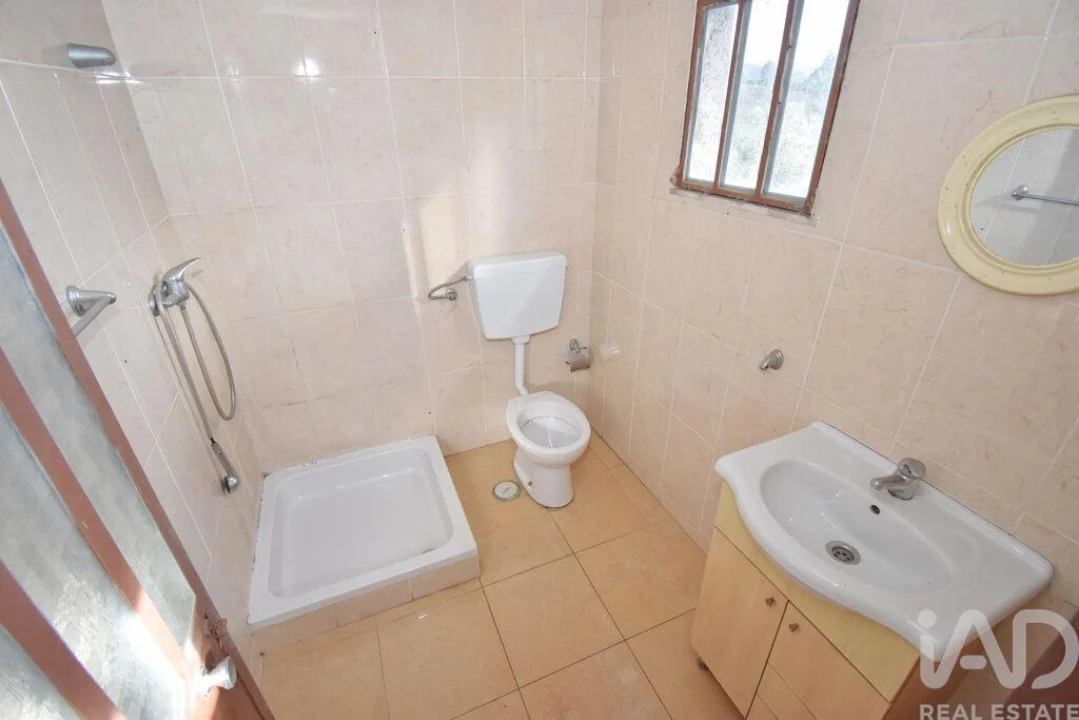 Moradia T3 para Venda em Cumeeira Foto 16