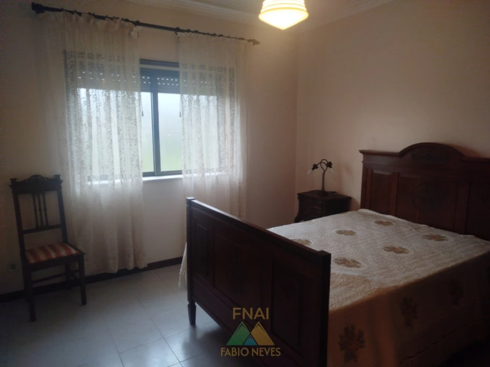 Moradia T3 para Venda em Chafe Foto 13