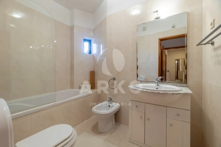 Apartamento T3 para Venda em Rio Tinto Foto 13