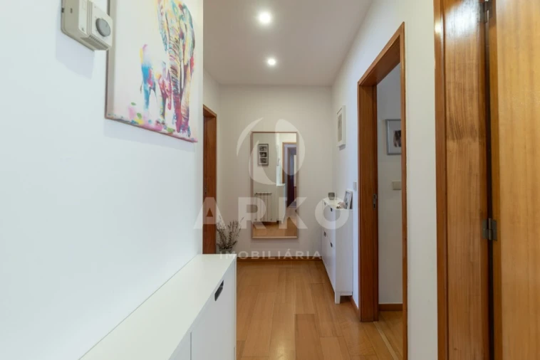 Apartamento T3 para Venda em Rio Tinto Foto 14