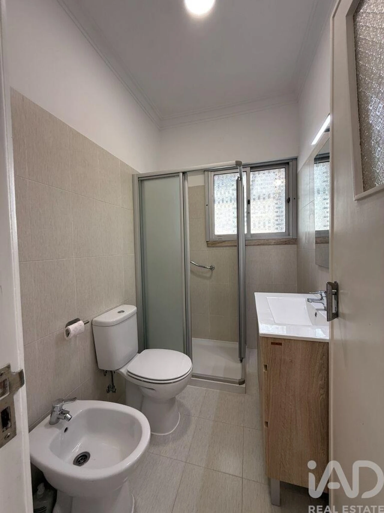 Apartamento T3 para Venda em Alfragide Foto 8