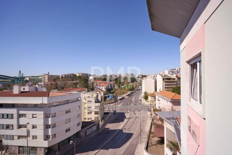 Apartamento T4 para Venda em Lumiar Foto 12