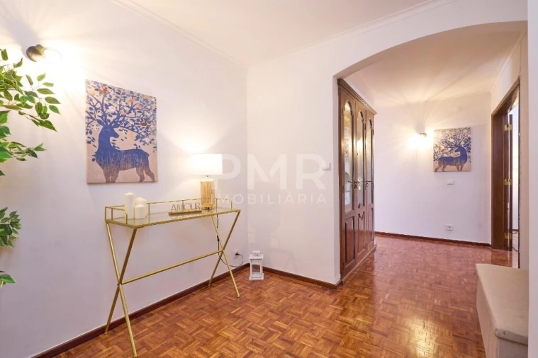 Apartamento T4 para Venda em Lumiar Foto 14