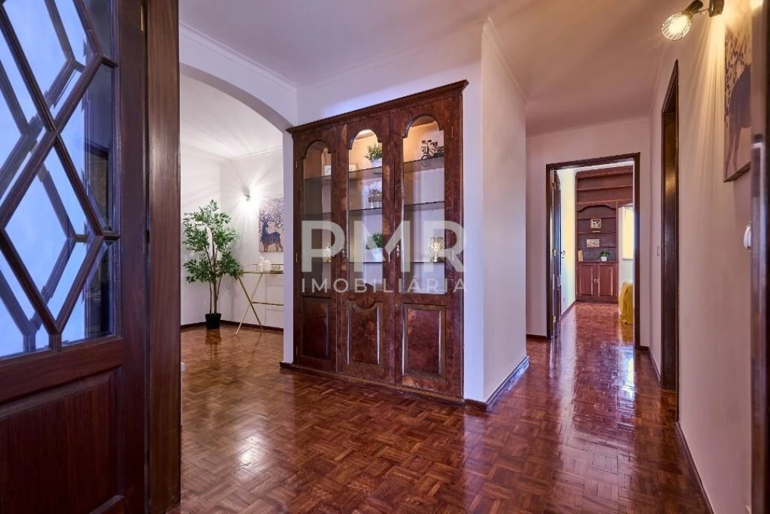 Apartamento T4 para Venda em Lumiar Foto 6