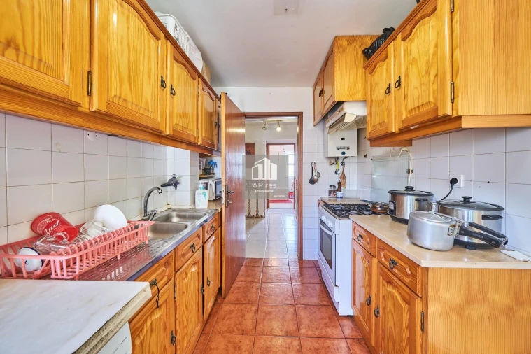 Apartamento T2 para Venda em Costa da Caparica Foto 3