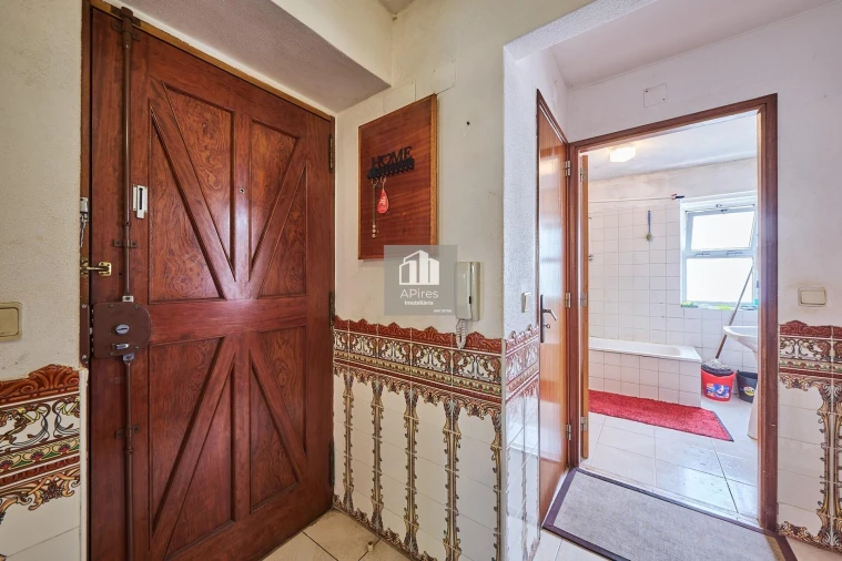 Apartamento T2 para Venda em Costa da Caparica Foto 5