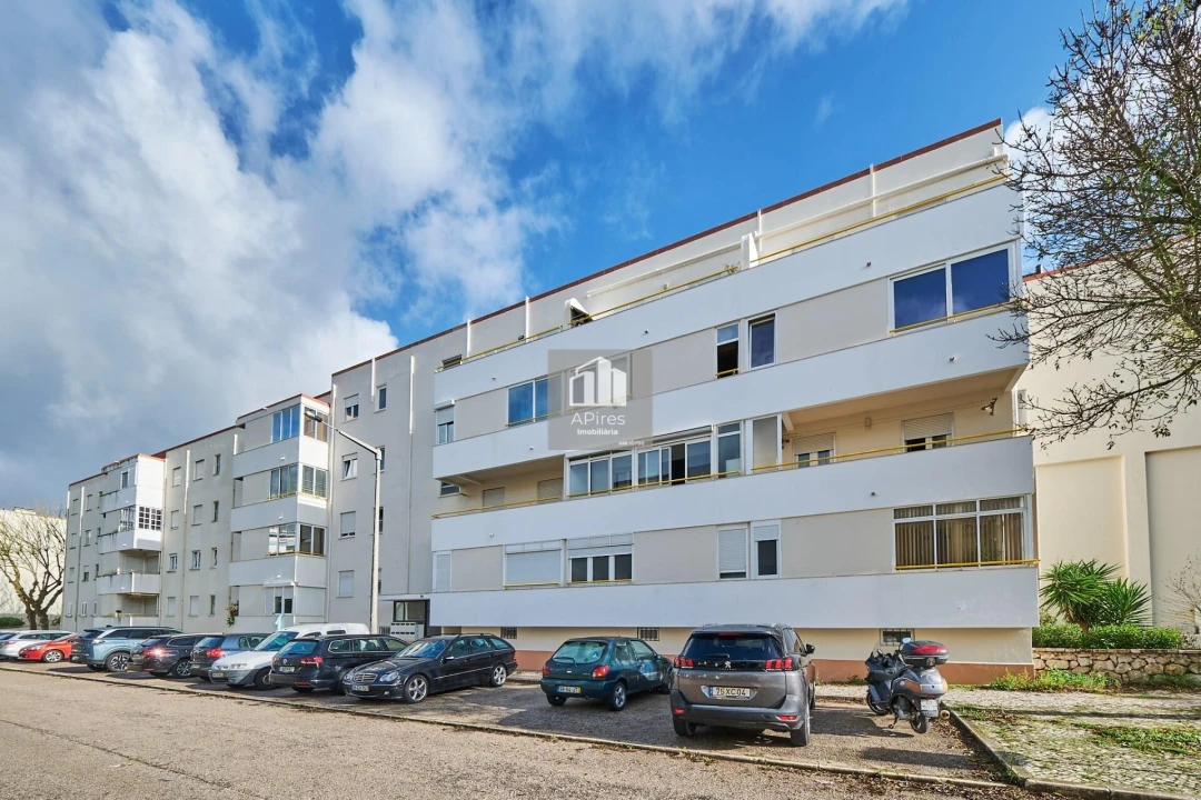 Apartamento T2 para Venda em Costa da Caparica Foto 18