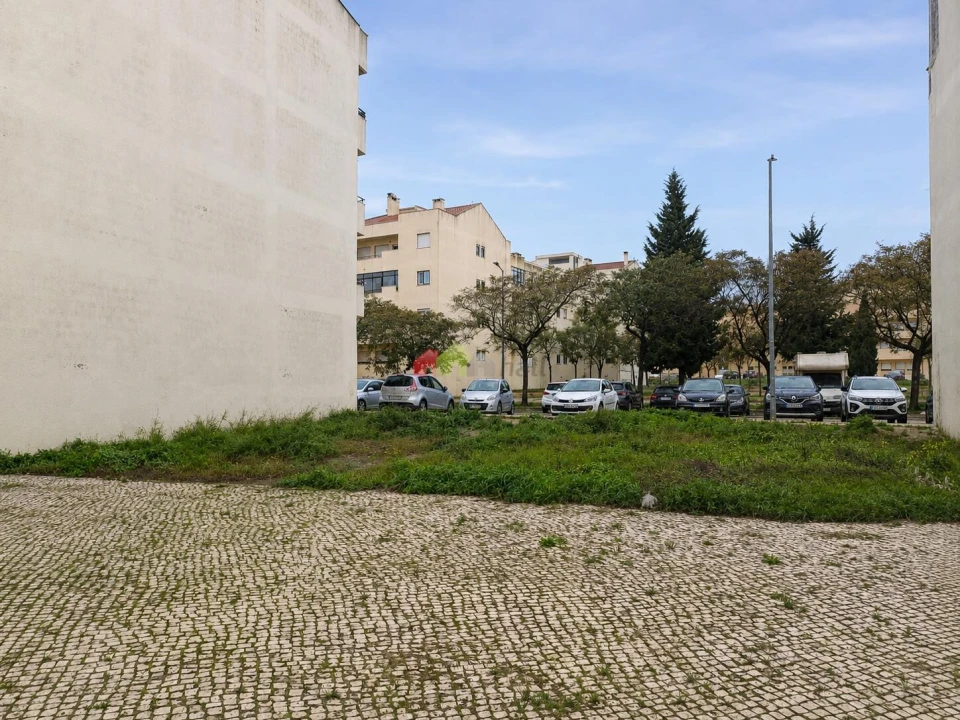 Terreno para Venda em Pinhal Novo Foto 5